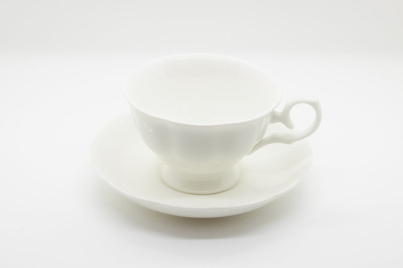 The Daintea  Teapot and Tea cup set